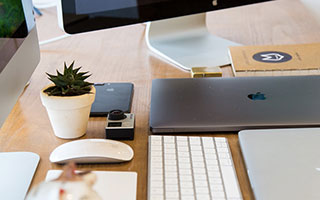 切尔西新援疑似公布新恋情！给对方一张无限额信用卡